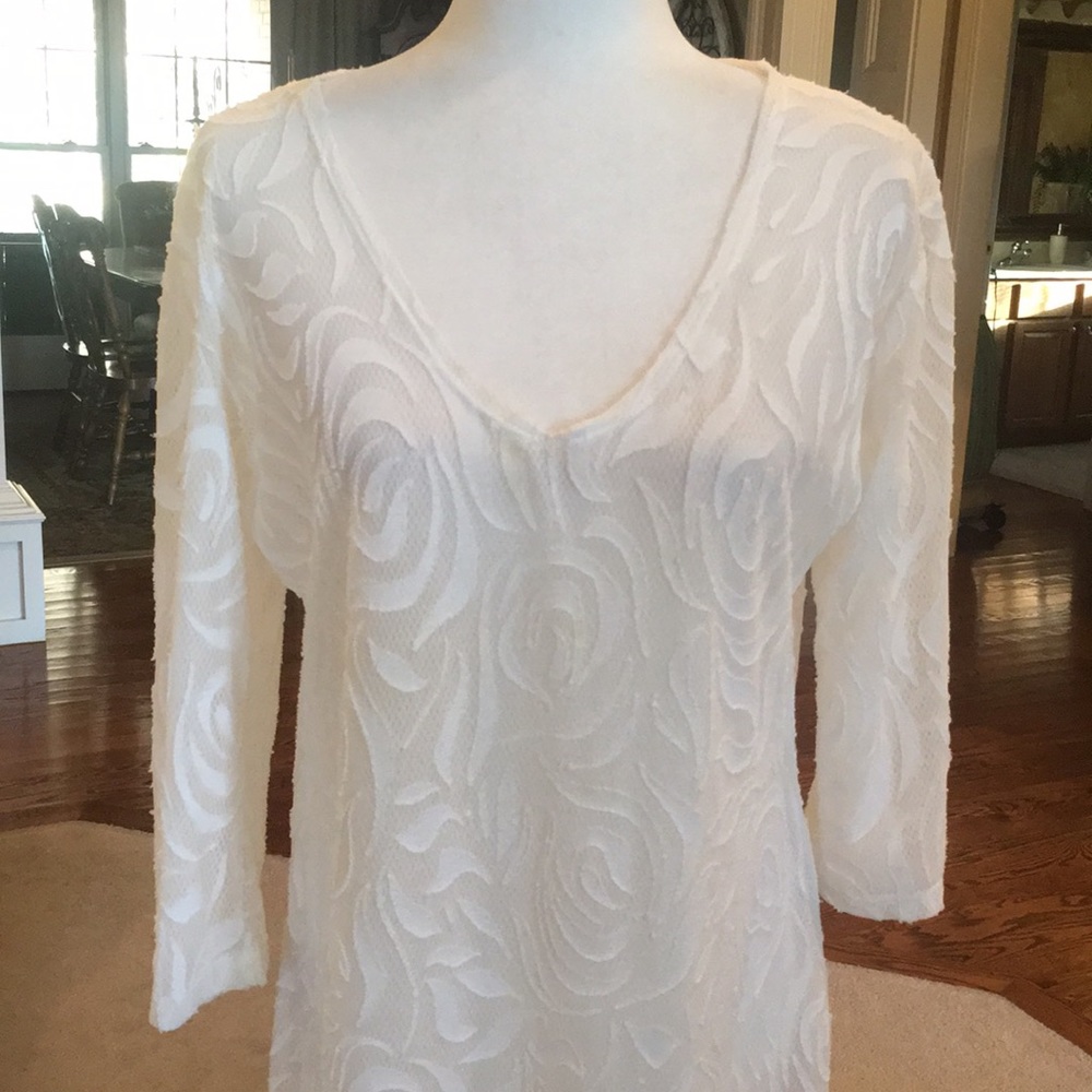 J. Valdi swimsuit coverup in medium - Picture 2 of 13